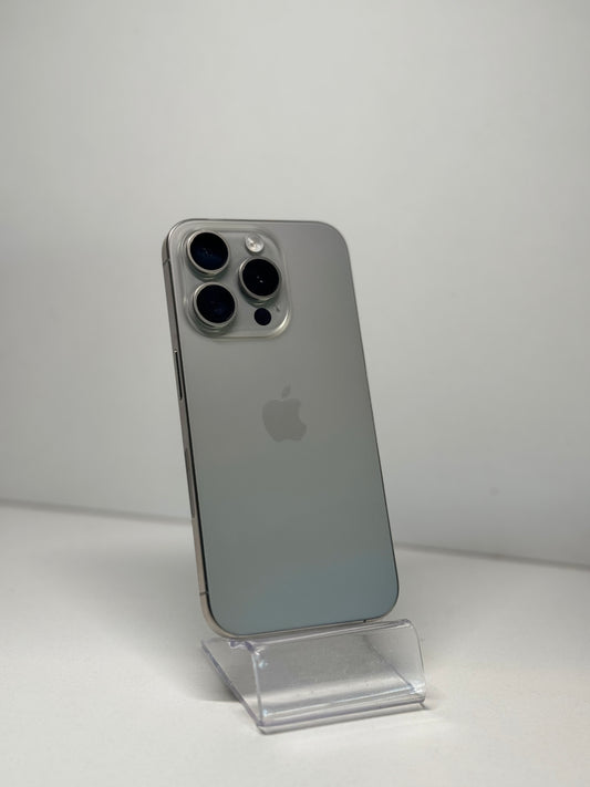 iPhone 15 pro 256gb